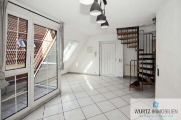 Modernisierte Dachgeschoss-Maisonette-Wohnung zentral in Renningen, 71272 Renningen, Dachgeschosswohnung