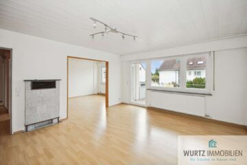 Zweifamilienhaus mit Ausbaureserve, großem Garten und Entwicklungspotenzial in Leonberg, 71229 Leonberg, Haus