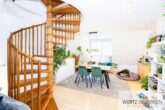 Attraktive 3,5-Zimmer-Maisonettewohnung im Herzen von Rutesheim - Wohnzimmer