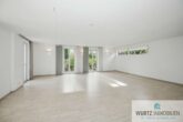 Außergewöhnliche 3,5-Zi.-Whg. im EG mit Süd-Terrasse - Wohnzimmer
