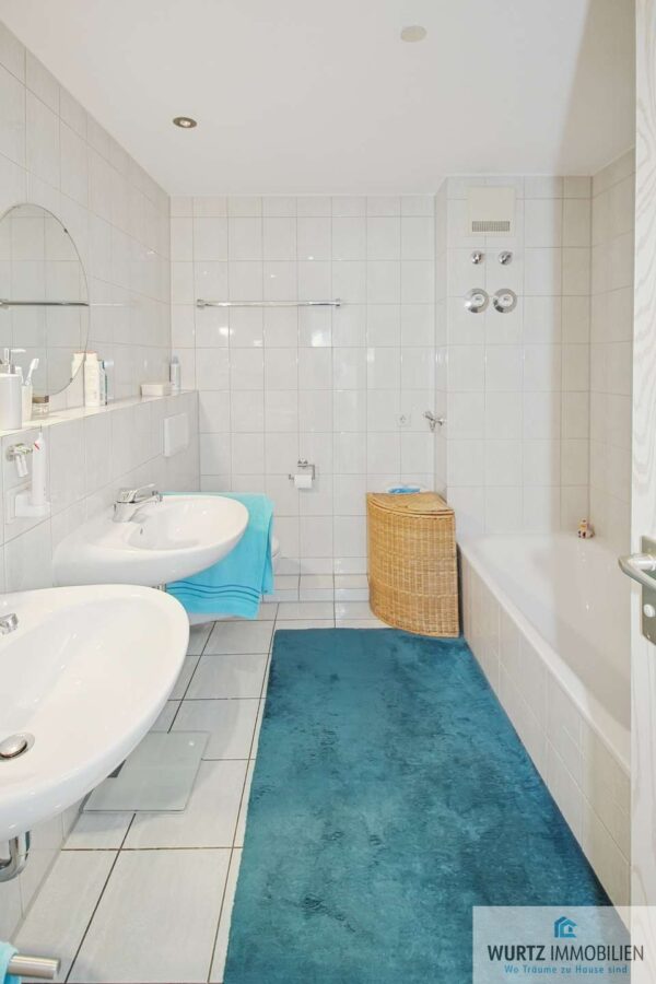 Badezimmer DG