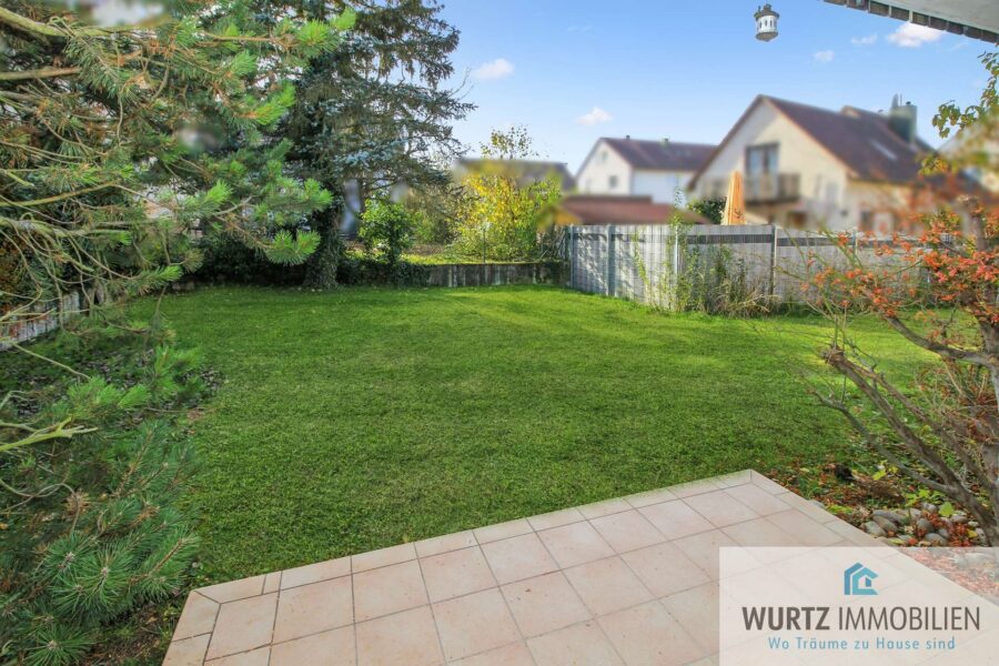 Terrasse mit Blick ins Grüne