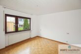 Charmante 2,5-Zi.-EG-Whg. in Leonberg-Warmbronn - Schlafzimmer