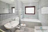 Charmante 2,5-Zi.-EG-Whg. in Leonberg-Warmbronn - Badezimmer