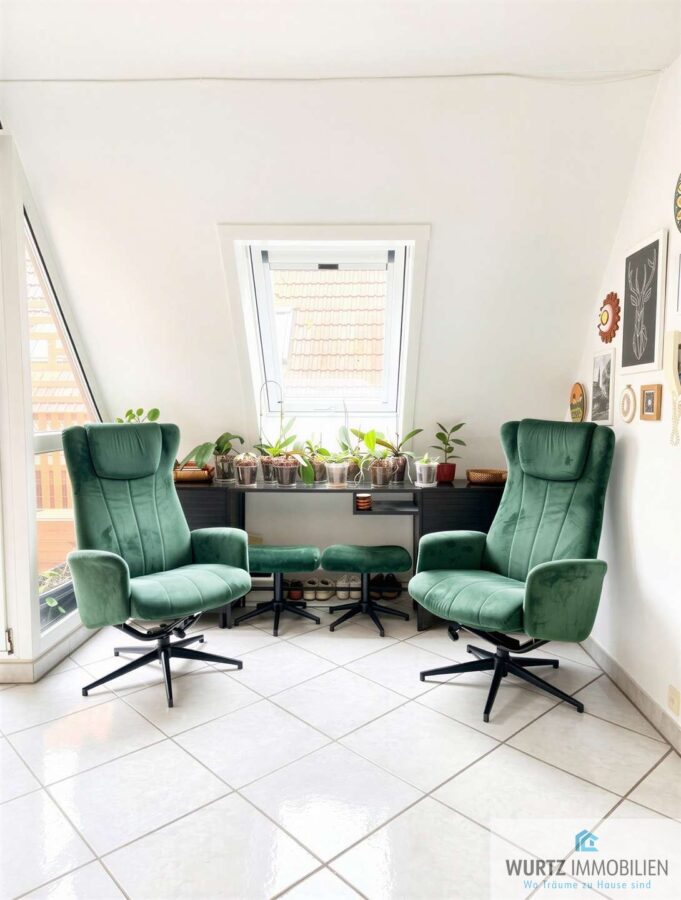 Wohnzimmer möbliert