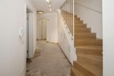 +++Rohdiamant+++ Maisonette-Eigentumswohnung in begehrter Lage am Engelberg - Flur Gartengeschoss