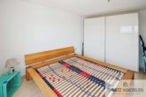 Sonnige 2-Zi.-Dachgeschoss-Whg. mit Weitblick - Schlafzimmer