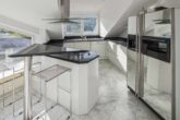 Exklusives Wohnerlebnis über den Dächern – 3,5-Zimmer-Maisonette mit Dachterrasse - Küche