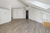 Exklusives Wohnerlebnis über den Dächern – 3,5-Zimmer-Maisonette mit Dachterrasse - Schlafzimmer