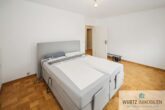 Wohnen in Bestlage-Idyllisch gelegen mit Blick über Leonberg - Schlafzimmer